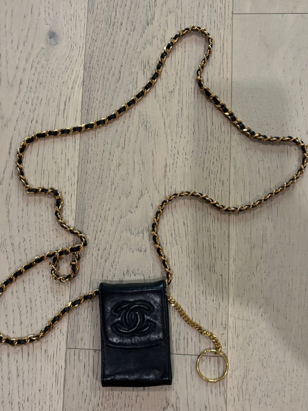 90’s CHANEL mini-pouch. Excellent condition
